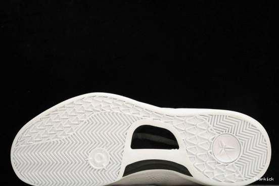 Nike  Kobe FJ9364-100 Halo 8 Protro  0104